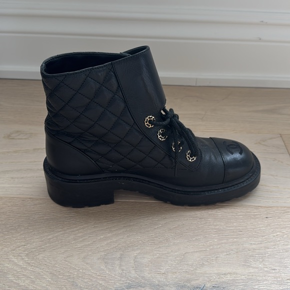 Chanel Black Quilted Leather Ankle Boots - Picture 9 of 14